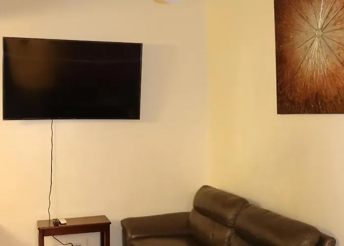 Juja's Place Apartment